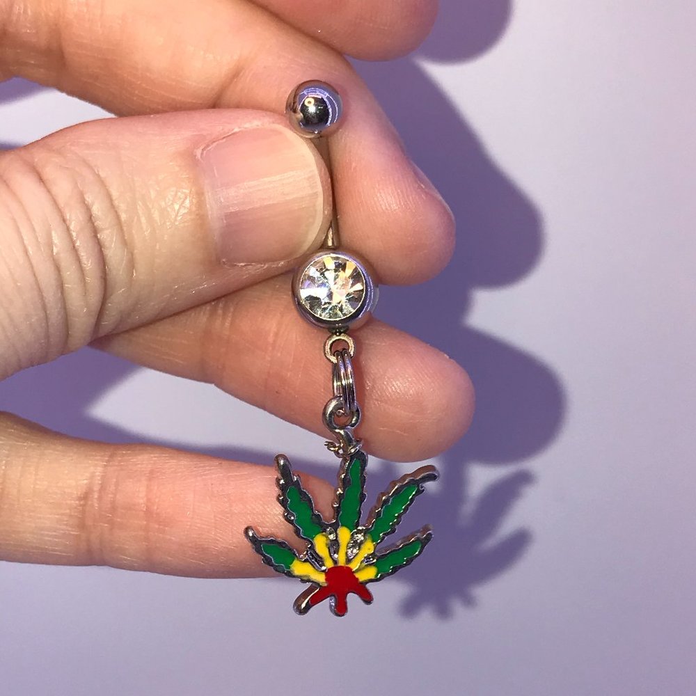 Rasta Pot Leaf Dangle Belly Ring